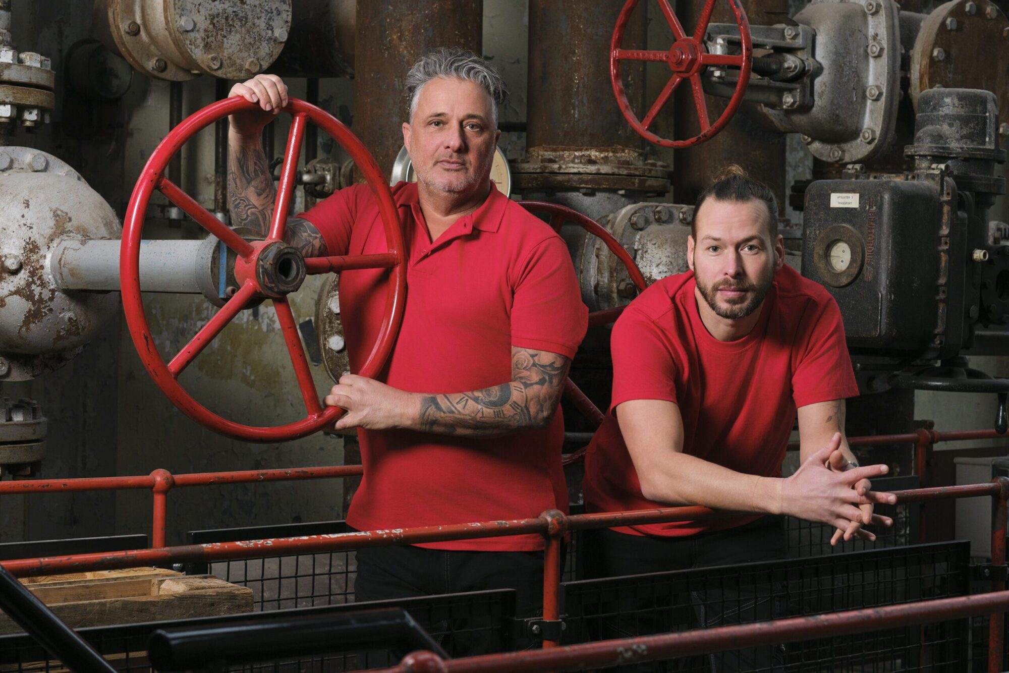 twee installateurs in B2B wear werkkleding